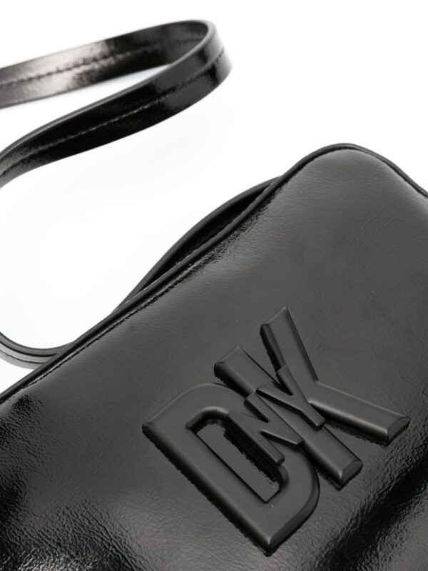 21286412_51250079_1000.jpg DKNY logo-plaque leather crossbody bag