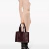 21483367_51467415_1000.jpg Chloé Woody leather tote bag