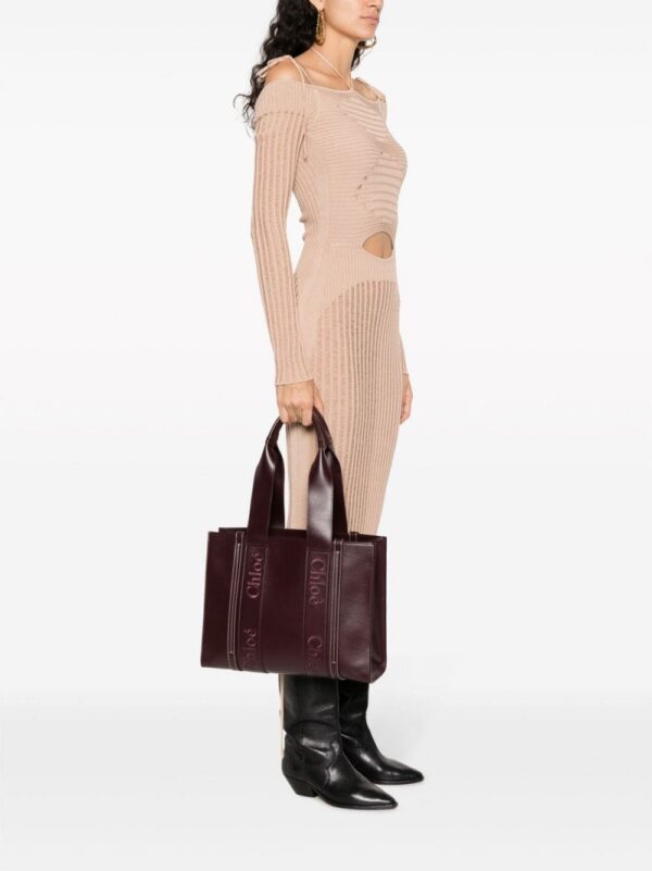 21483367_51467415_1000.jpg Chloé Woody leather tote bag
