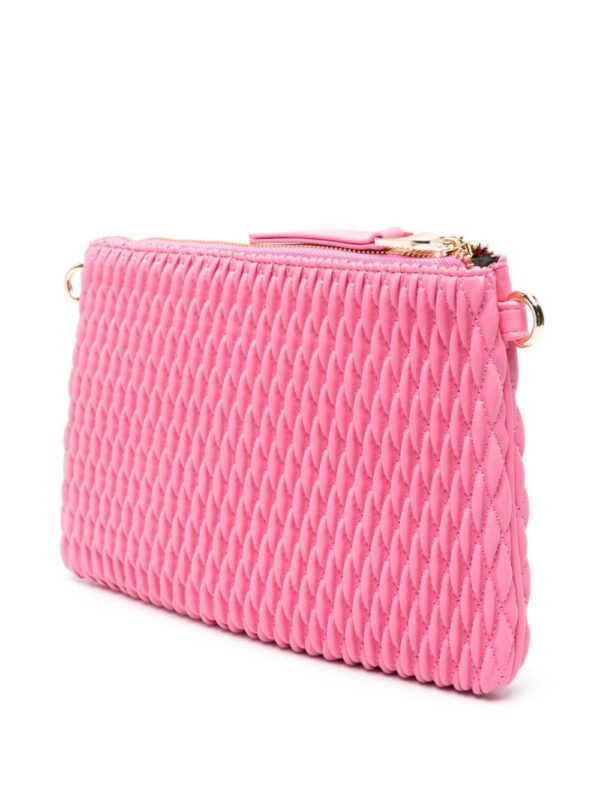 21490146_51508559_1000.jpg Versace Jeans Couture logo-plaque matelassé-effect crossbody bag