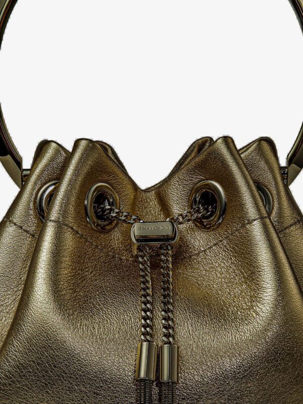 21501182_51547675_1000.jpg Jimmy Choo Bon Bon metallic-finish bucket bag