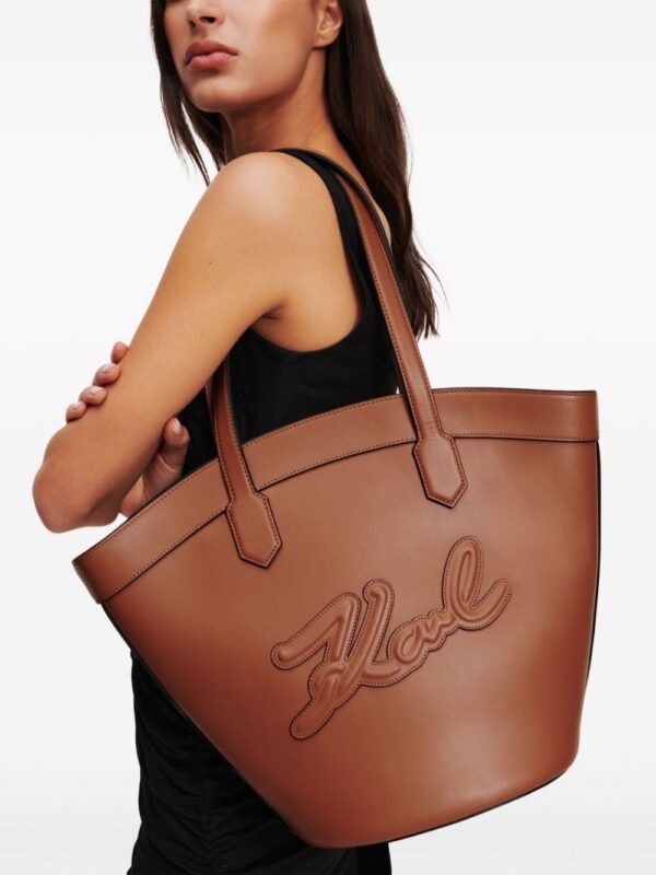 21540306_52497605_1000.jpg Karl Lagerfeld medium Signature Tulip leather tote bag