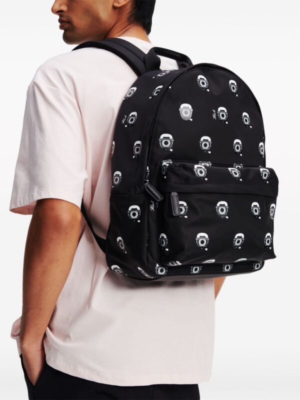 21541440_52484316_1000.jpg Karl Lagerfeld x Darcel Disappoints logo-print backpack