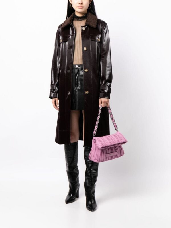 21592021_51678927_1000.jpg Karl Lagerfeld medium K/kushion logo-lettering tote bag