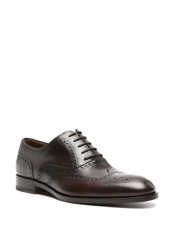 21613125_51596818_1000.jpg Fratelli Rossetti perforated-detail leather Oxford shoes