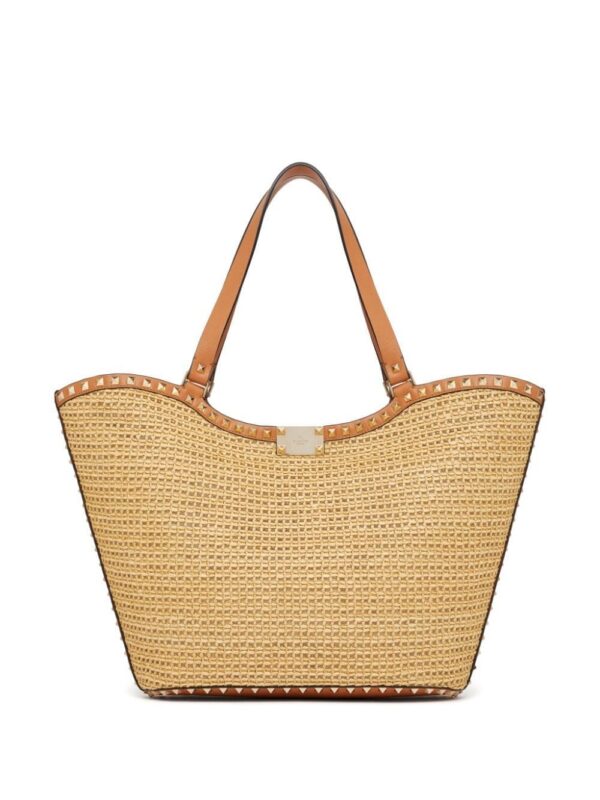 21676754_51975395_1000.jpg Valentino Garavani Rockstud raffia tote bag