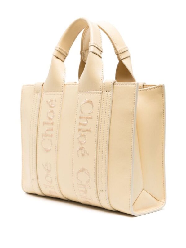 21744606_52382305_1000.jpg Chloé small Woody leather tote bag