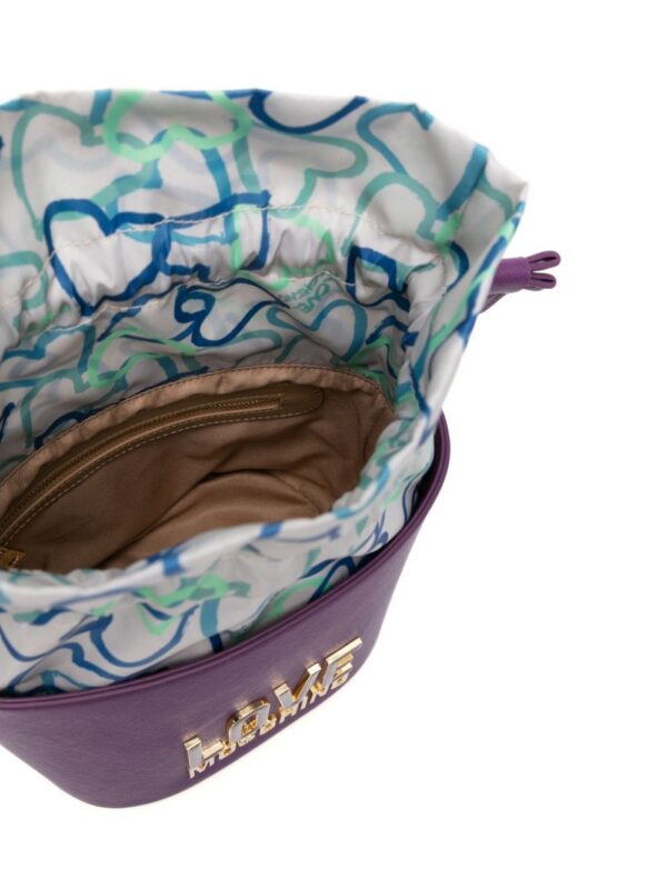 21773652_51678931_1000.jpg Love Moschino logo-lettering bucket bag