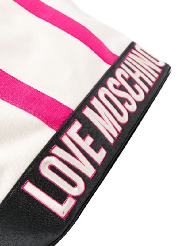 21773657_51658411_1000.jpg Love Moschino logo-embroidered colour-block tote bag