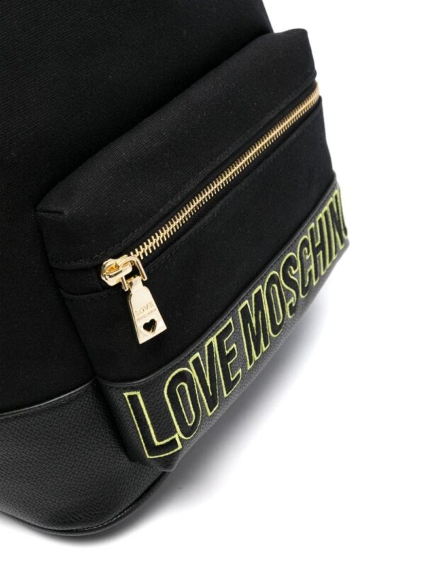 21773681_52265291_1000.jpg Love Moschino logo-embroidered backpack