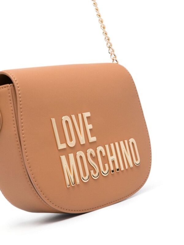 21776143_51670912_1000.jpg Love Moschino logo-lettering crossbody bag