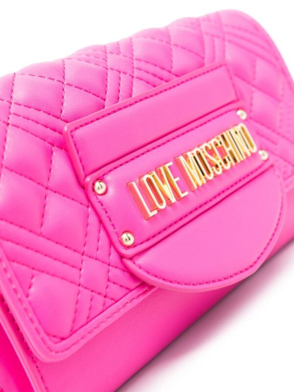 21776146_51657886_1000.jpg Love Moschino logo-lettering quilted shoulder bag