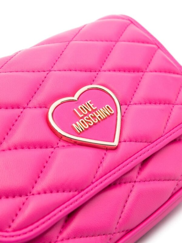 21776160_51672553_1000.jpg Love Moschino logo-plaque quilted crossbody bag