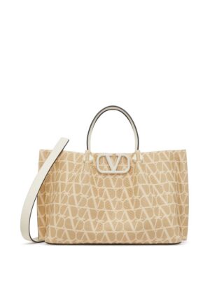 21819370_52174634_1000.jpg Valentino Garavani medium Toile Iconographe raffia tote bag
