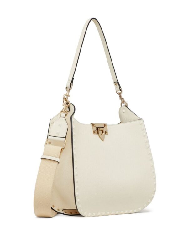 21819386_51989025_1000.jpg Valentino Garavani Rockstud leather shoulder bag