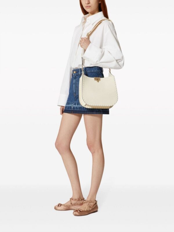 21819386_51989029_1000.jpg Valentino Garavani Rockstud leather shoulder bag