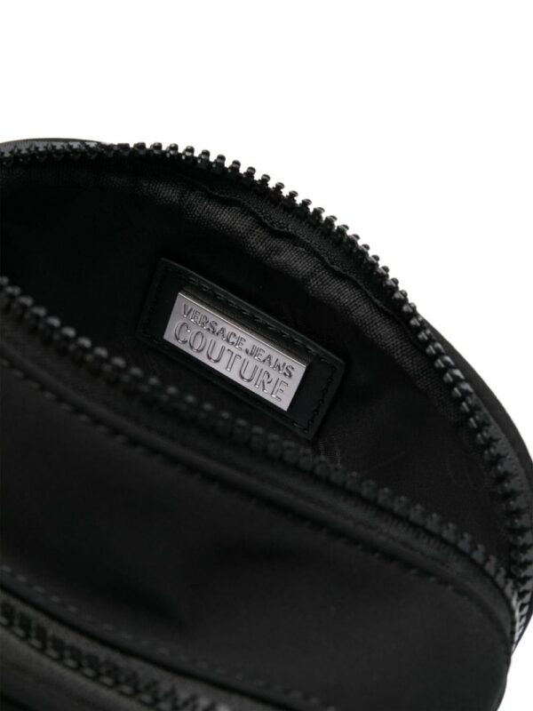 21828193_51676710_1000.jpg Versace Jeans Couture logo-lettering zipped crossbody bag