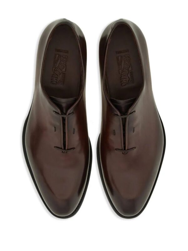 21830352_52081000_1000.jpg Ferragamo almond-toe leather oxford shoes