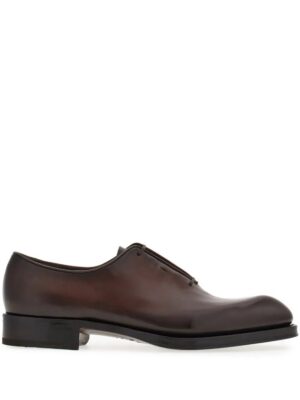21830352_52081010_1000.jpg Ferragamo almond-toe leather oxford shoes