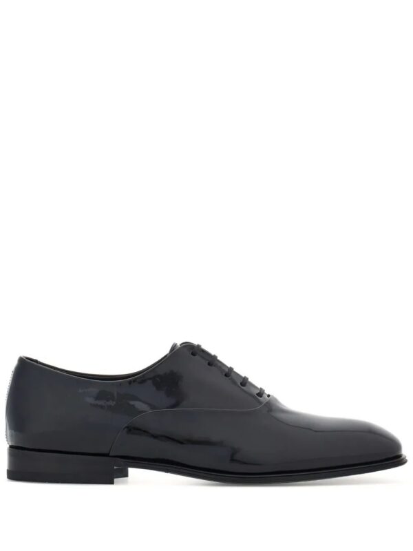 21830372_51876002_1000.jpg Ferragamo patent-finish Oxford shoes