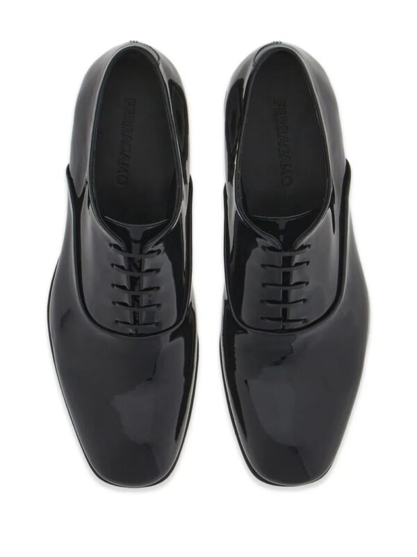 21830372_51876028_1000.jpg Ferragamo patent-finish Oxford shoes