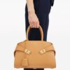 21832352_51719432_1000.jpg Ferragamo Hug handbag (S)