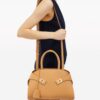 21832352_51719433_1000.jpg Ferragamo Hug handbag (S)