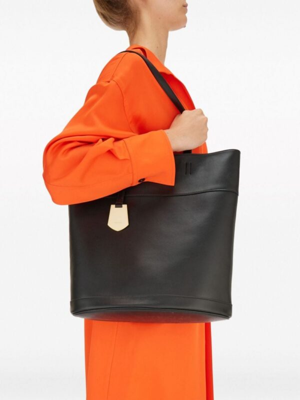 21832368_51949116_1000.jpg Ferragamo North-South leather tote bag