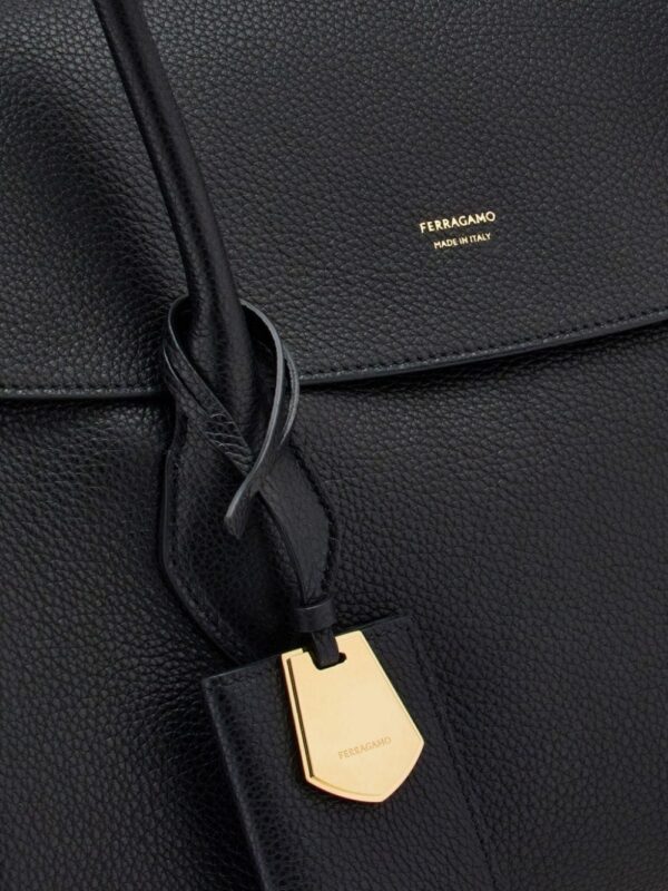 21834165_52250455_1000.jpg Ferragamo logo-plaque leather tote bag