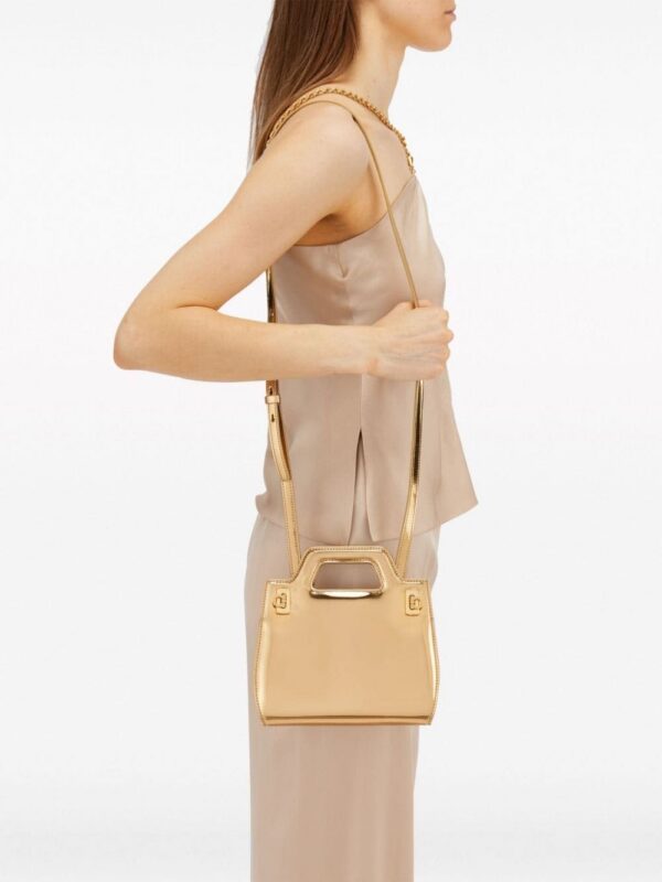 21834185_51697191_1000.jpg Ferragamo Wanda metallic-finish mini bag
