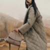 02_Daily_Bag_taupe-4832000x2800px.jpg Polène Mokki Edition Textured Taupe
