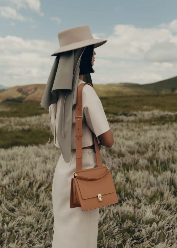 Polène Numéro Sept Edition Textured Camel