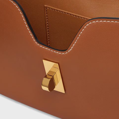 122073FX9-04LU_4_FALL25_W_4249fc52-396e-49ff-9ec6-c45dd58703c9.jpg CELINE SHOULDER CAMILLE 16 SOFT IN SMOOTH CALFSKIN