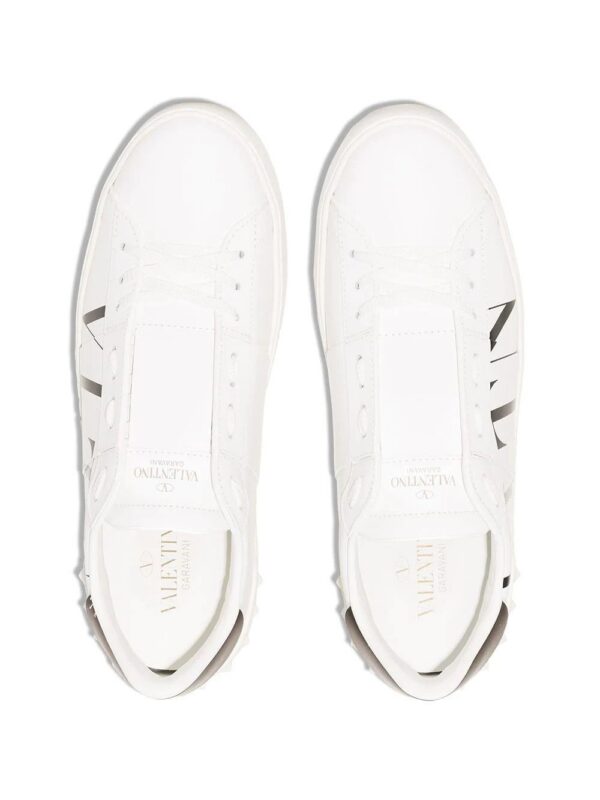 13003957_36930610_1000.jpg Valentino Garavani VLTN low-top sneakers