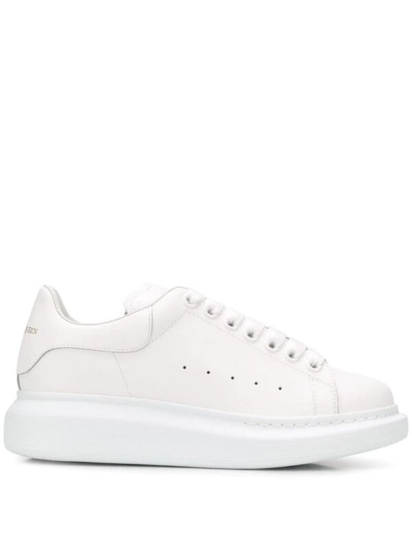 13492295_21554321_1000.jpg Alexander Mcqueen Oversized low-top sneakers