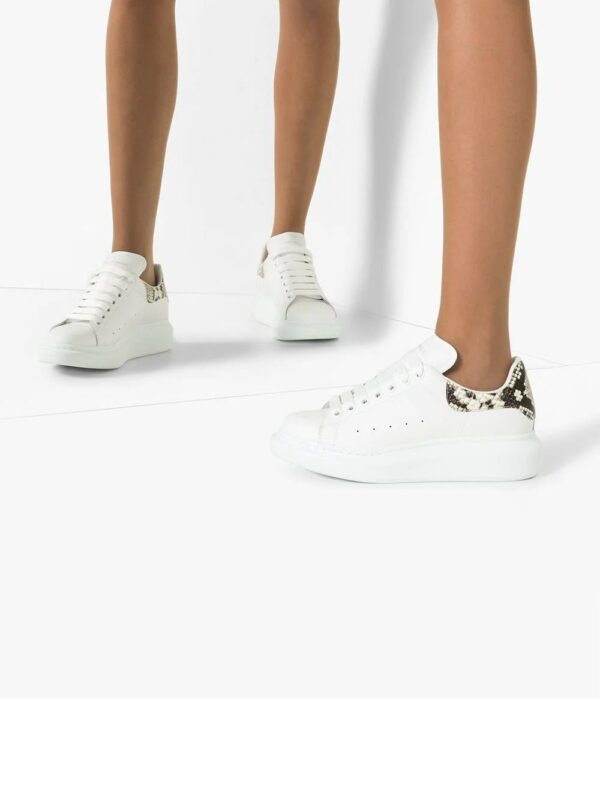 13951746_21704090_1000.jpg Alexander McQueen Oversized contrast heel counter sneakers