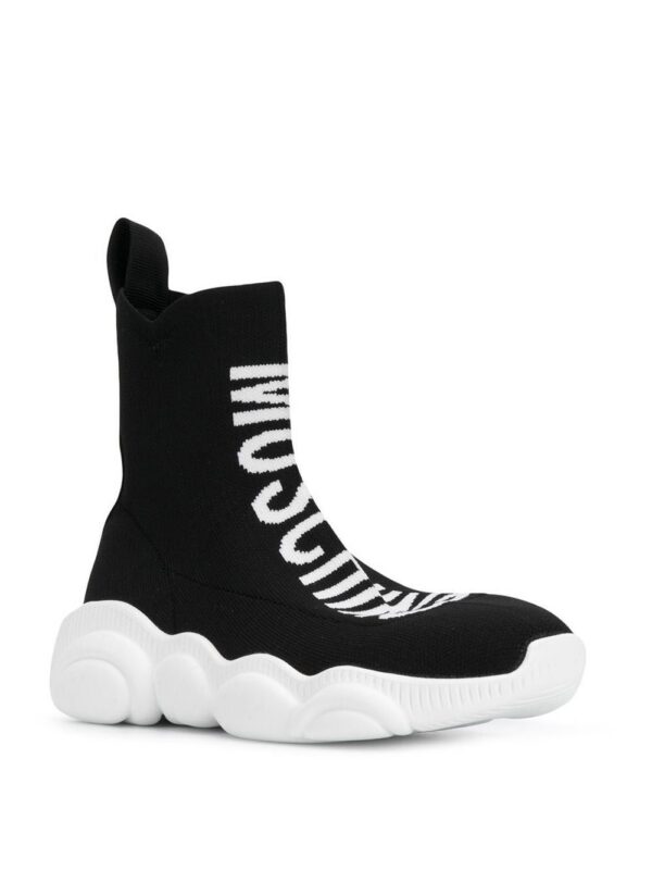 13970943_21714285_1000_173f96f8-88cc-4074-b551-5f10aa9b3457.jpg Moschino sock styled sneakers