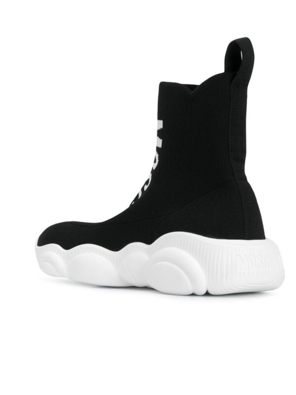 13970943_21714289_1000_8cdc2bf9-7530-49f3-8836-bb64af09fb3b.jpg Moschino sock styled sneakers