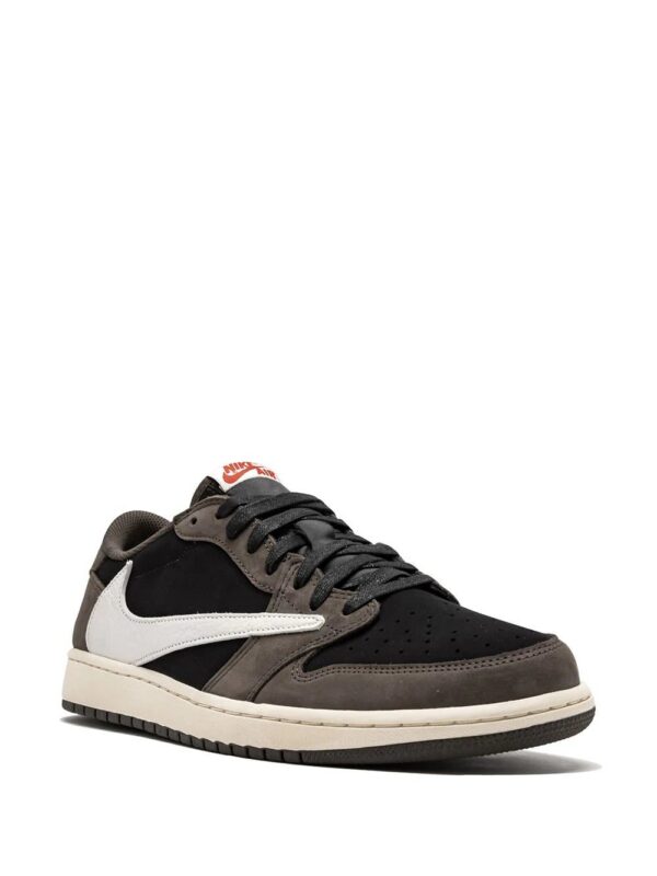 14366145_20970723_1000.jpg Jordan Air Jordan 1 Low Travis Scott
