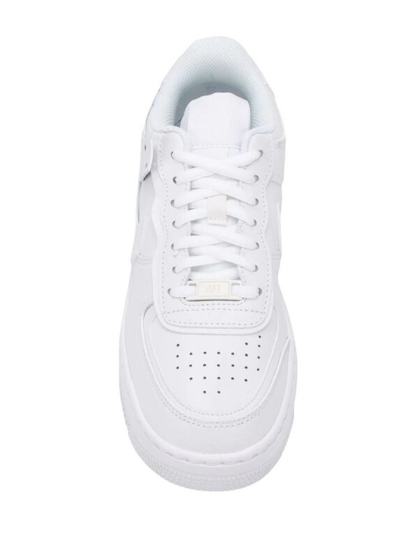 14636363_22853228_1000.jpg Nike low top Air Force 1 sneakers