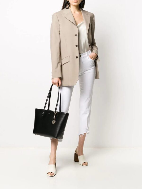 15307538_26852763_1000.jpg DKNY Bryant medium tote bag