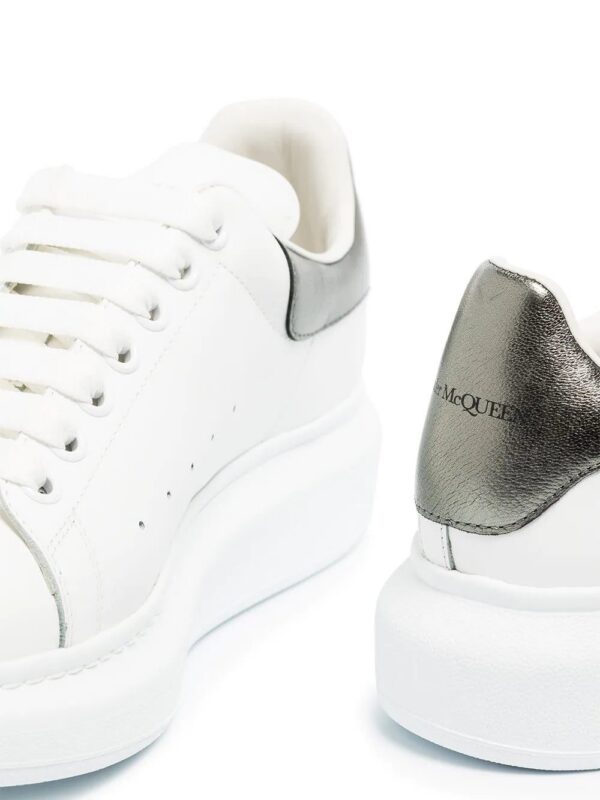 15410170_35797398_1000.jpg Alexander Mcqueen Oversized metallic leather sneakers
