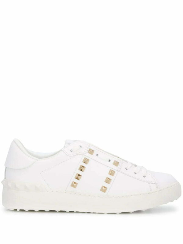 15566700_28109557_1000.jpg Valentino Garavani Rockstud-embellished low-top sneakers