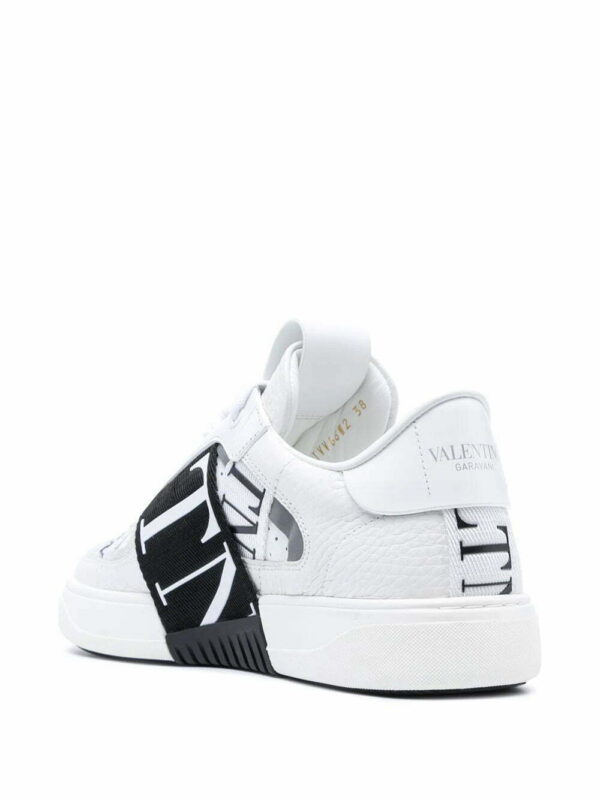 15721629_31679932_1000.jpg Valentino Garavani VL7N leather sneakers