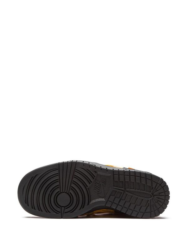 15817648_30145299_1000_7a49045a-af3a-4dba-9478-164c68604c65.jpg Nike X Off-White Air Rubber Dunk "University Gold" sneakers
