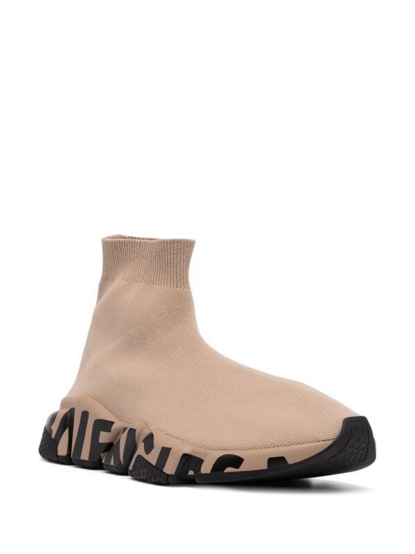 15920757_32054971_1000-1.jpg Balenciaga Speed graffiti-sole sneakers