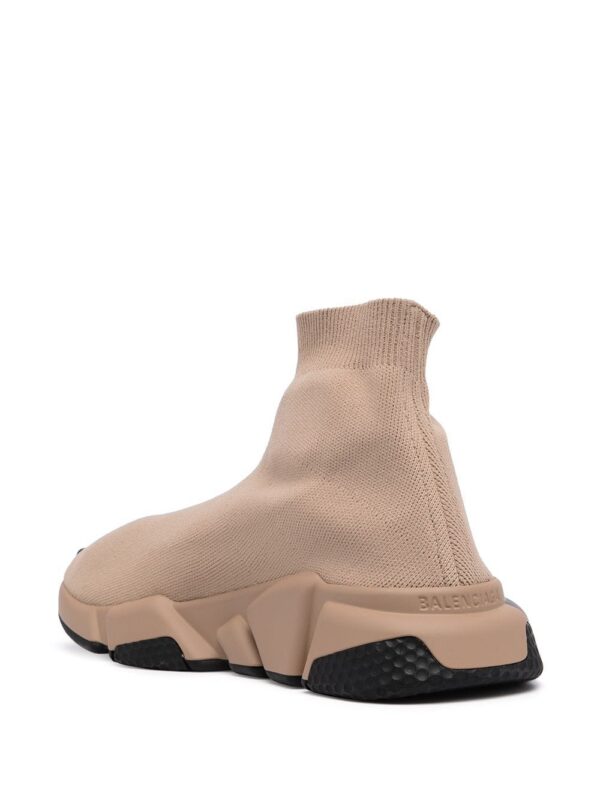 15920757_32055512_1000-1.jpg Balenciaga Speed graffiti-sole sneakers