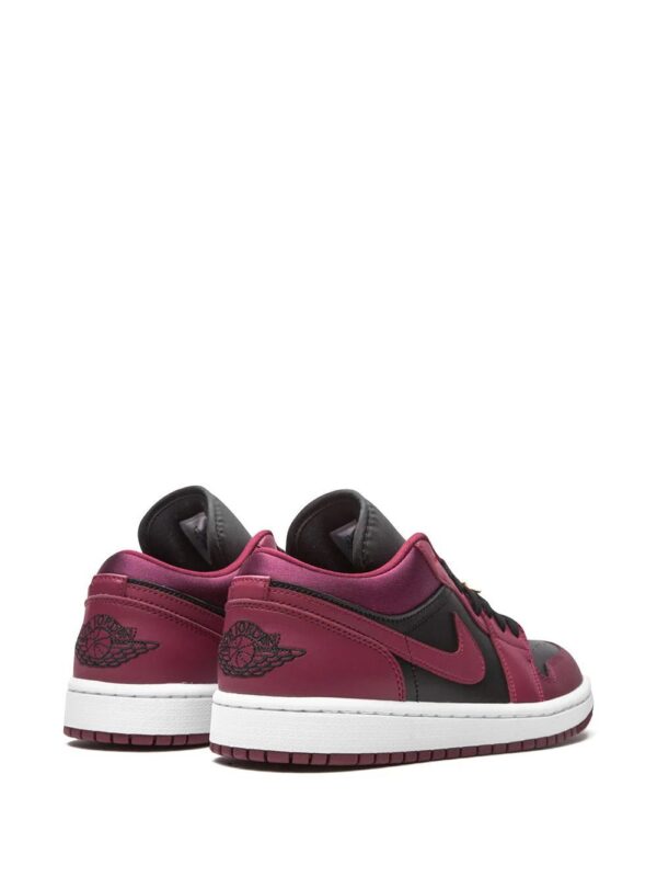 16286293_31146298_1000.jpg Jordan Air Jordan 1 Low sneakers