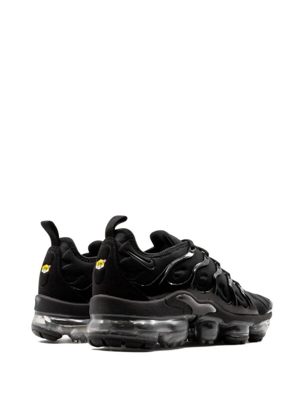 Nike Air VaporMax Plus sneakers
