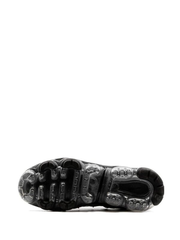 Nike Air VaporMax Plus sneakers